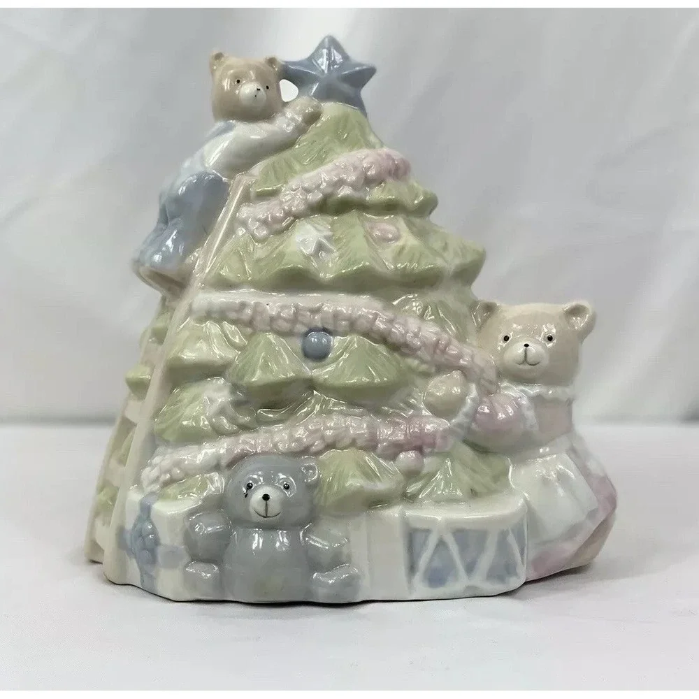 Christmas Music Tree Made Of Ceramic‎ Plays 